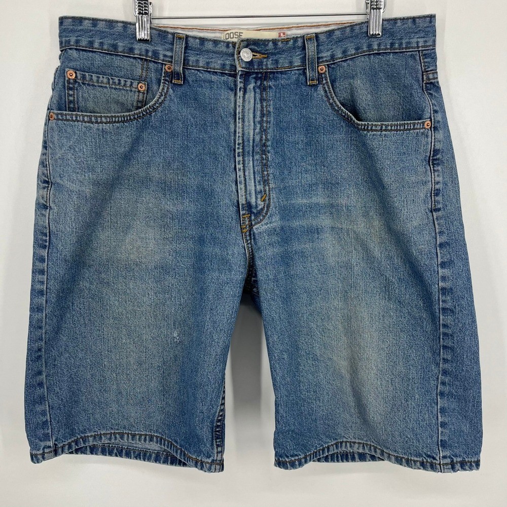 Levis 569 Mens Loose Straight Denim Shorts Blue Medium Wash Size 36